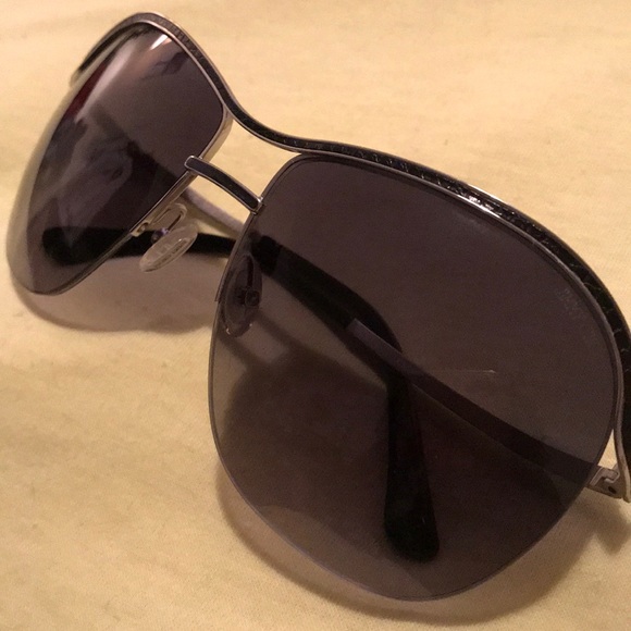 😎NEW JIMMY CHOO SUNGLASSES🔥 - Picture 5 of 8
